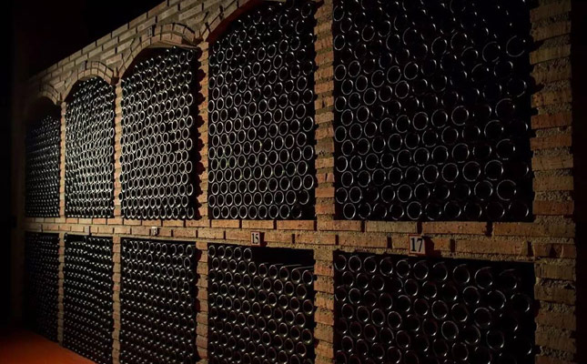 進(jìn)口紅酒一手貨源 進(jìn)口紅酒一手貨源