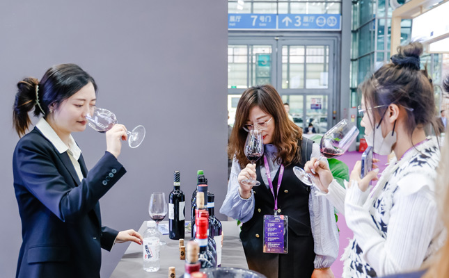 進(jìn)口紅酒一手貨源 進(jìn)口紅酒一手貨源