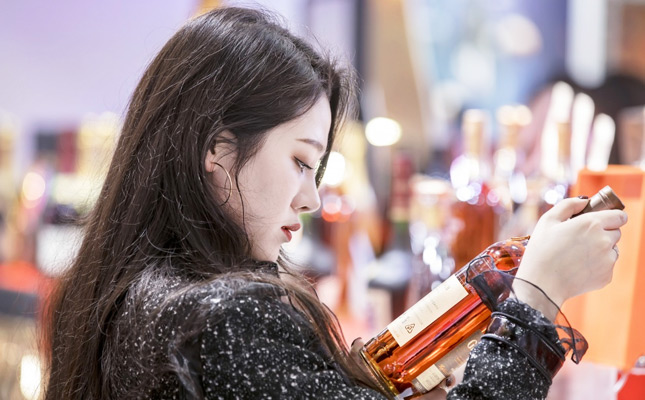 如何判斷一瓶葡萄酒具有收藏價(jià)值呢 如何判斷一瓶葡萄酒具有收藏價(jià)值呢