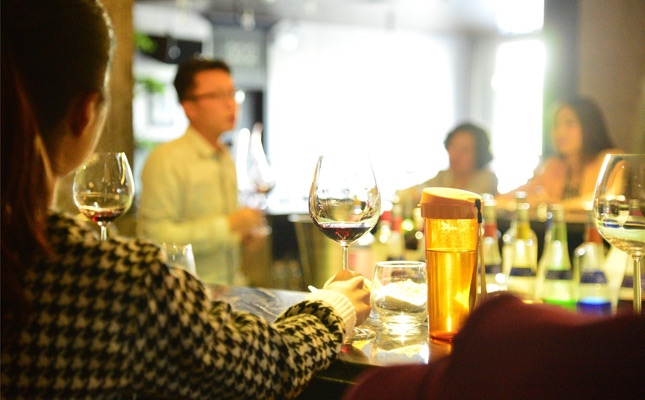 進(jìn)口紅酒一手貨源 進(jìn)口紅酒一手貨源