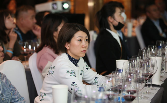 進(jìn)口紅酒一手貨源 進(jìn)口紅酒一手貨源