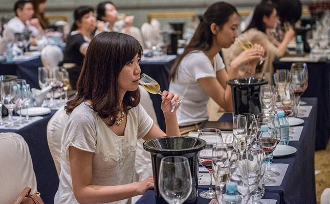 進(jìn)口紅酒一手貨源 進(jìn)口紅酒一手貨源