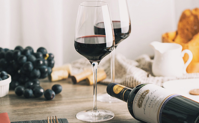 進(jìn)口紅酒一手貨源