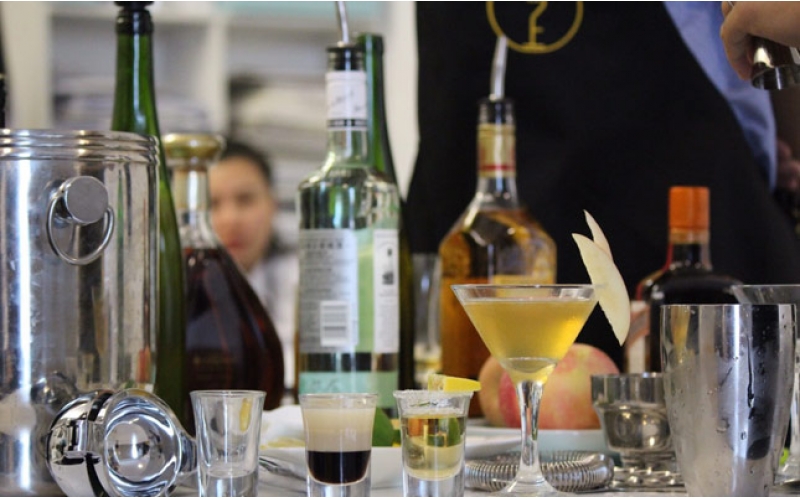 中西中外酒文化的差異對(duì)比和原因區(qū)別