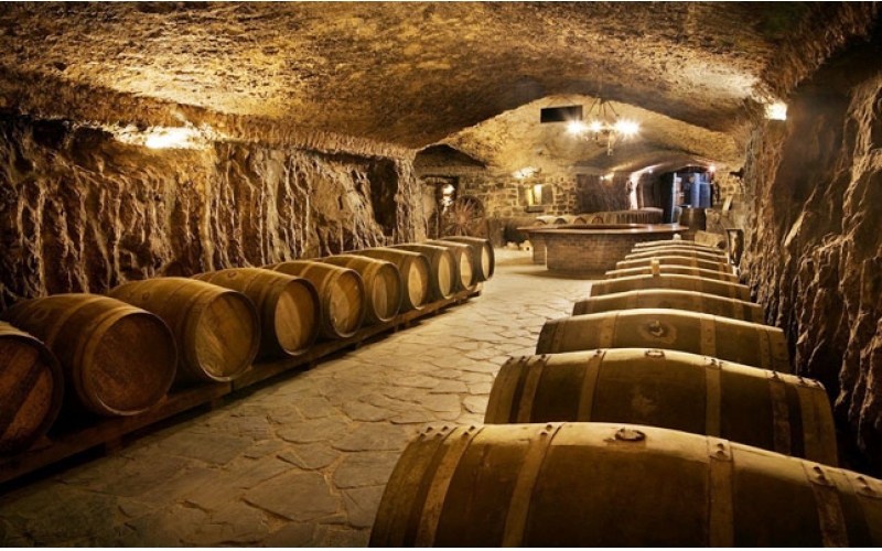 湖南湘窖酒業(yè)?獲六屆全國文明單位稱號(hào)