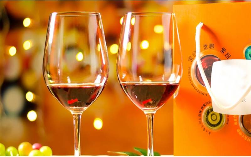 DeepSeek對進口紅酒批發(fā)內(nèi)卷的建議