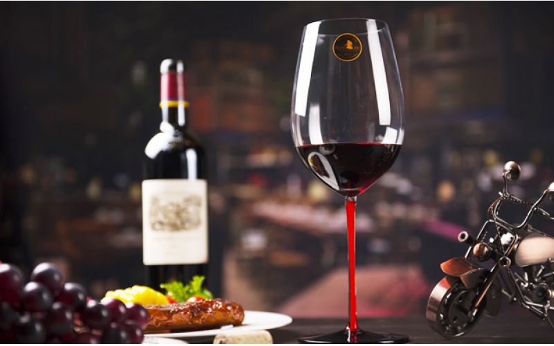 智利葡萄酒協(xié)會攜7家酒莊亮相糖酒會