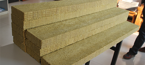 巖棉板在外墻保溫體系中防火表現(xiàn)